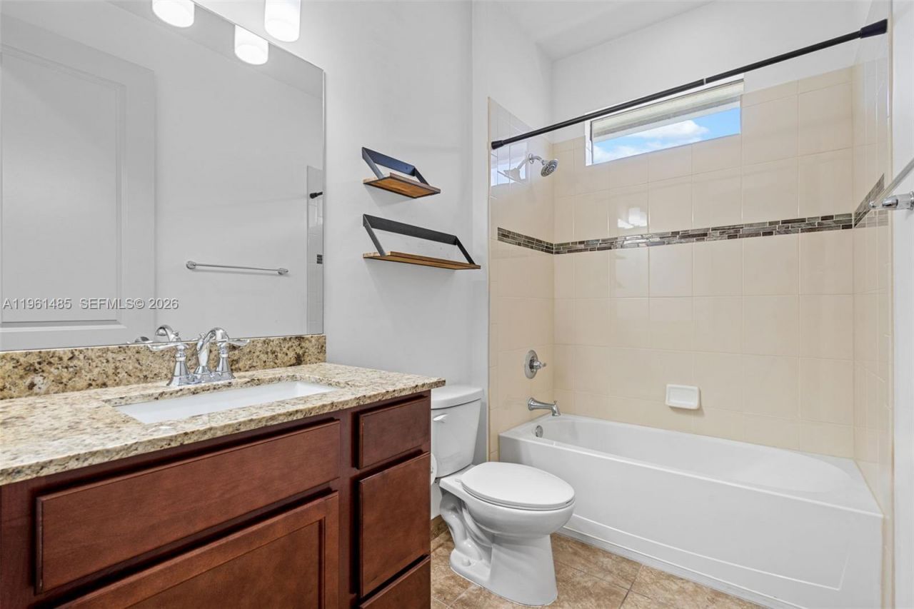 2872 SE 3rd St, Homestead, FL 33033 Photo