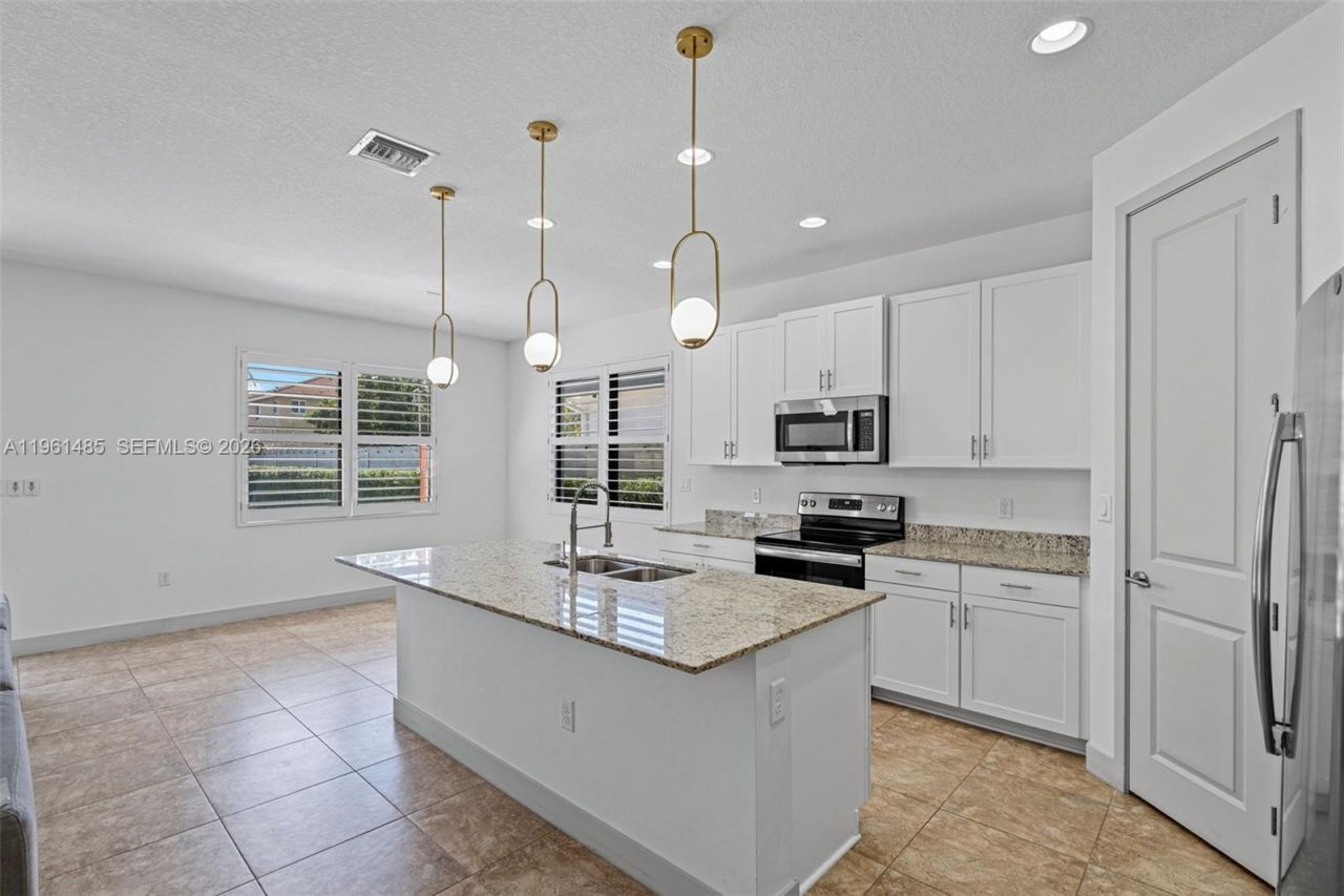 2872 SE 3rd St, Homestead, FL 33033 Photo