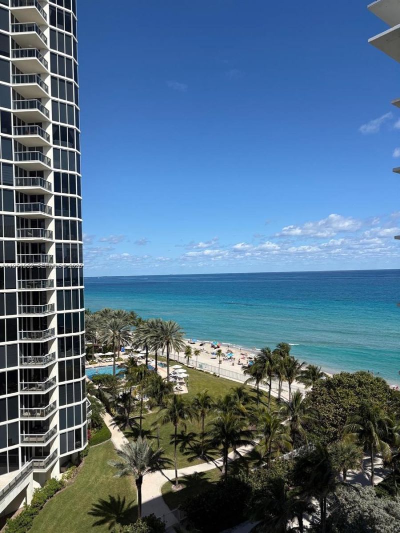 19201 Collins Ave , Unit 820, Sunny Isles Beach, FL 33160 Photo