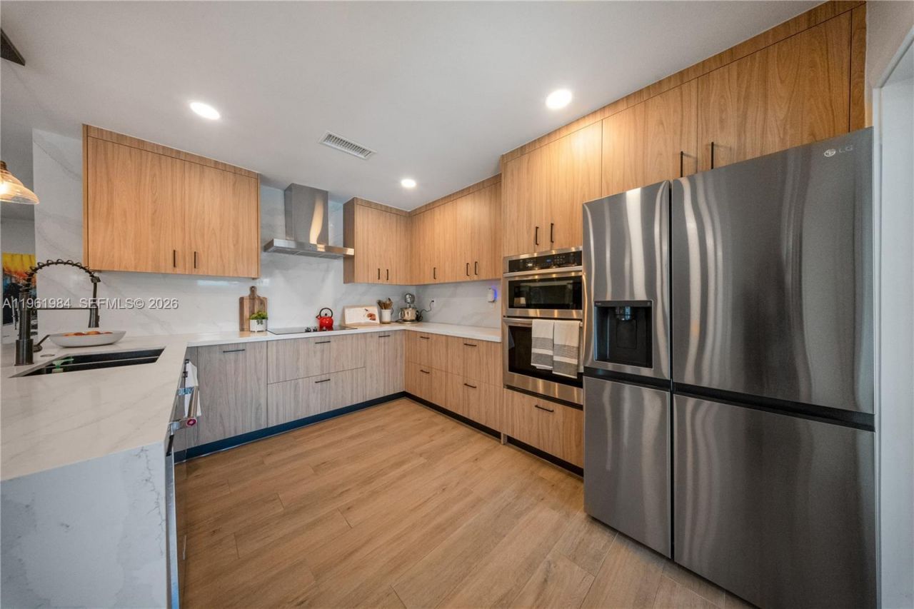 10880 SW 120th St, Miami, FL 33176 Photo