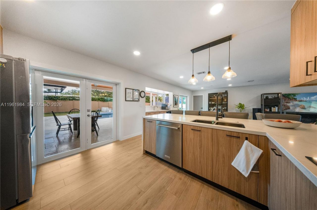 10880 SW 120th St, Miami, FL 33176 Photo