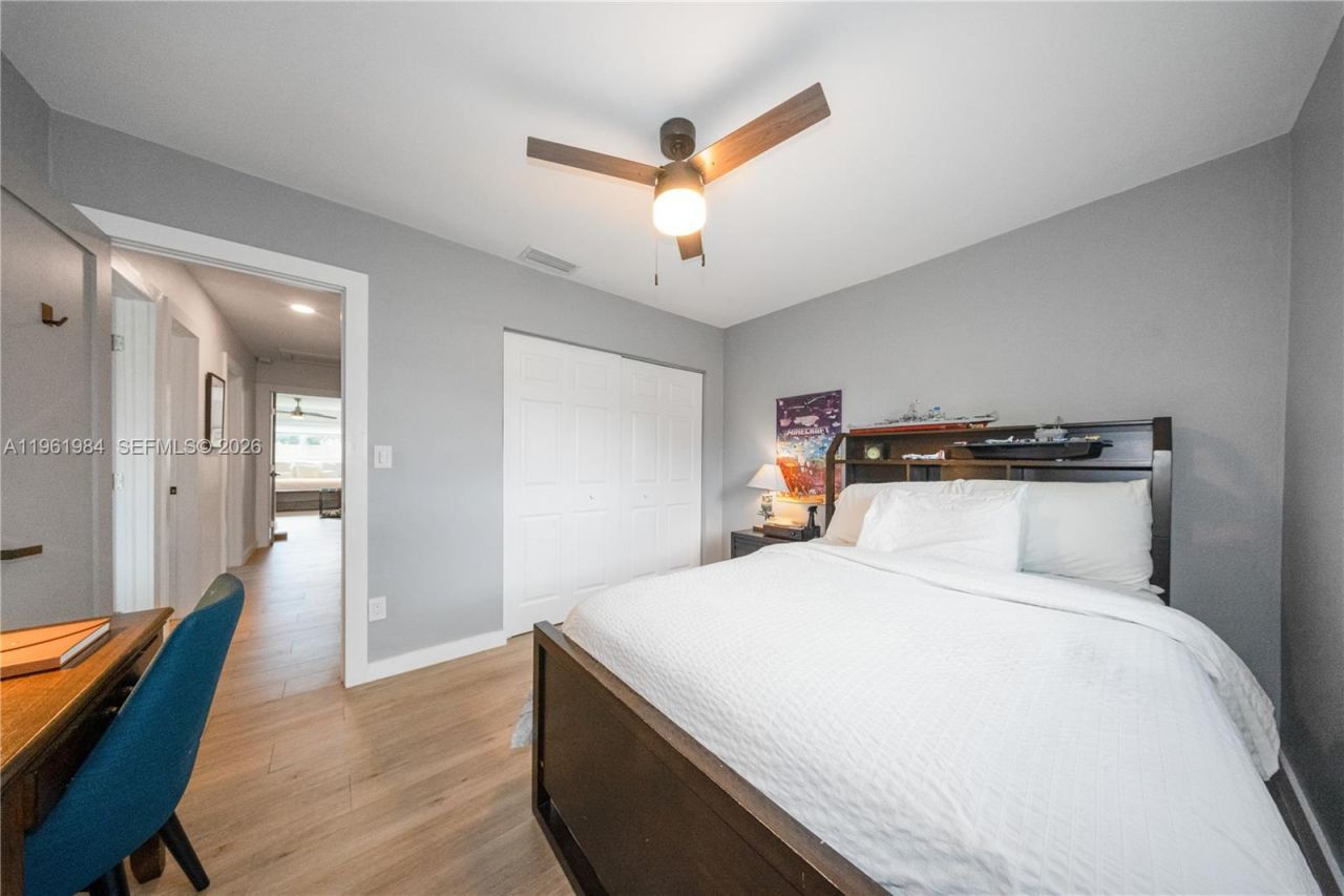 10880 SW 120th St, Miami, FL 33176 Photo