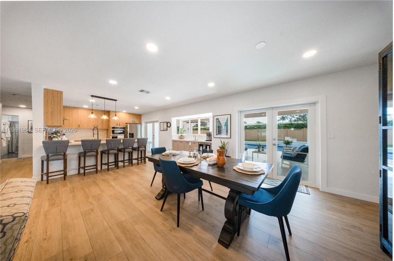 10880 SW 120th St, Miami, FL 33176 Photo