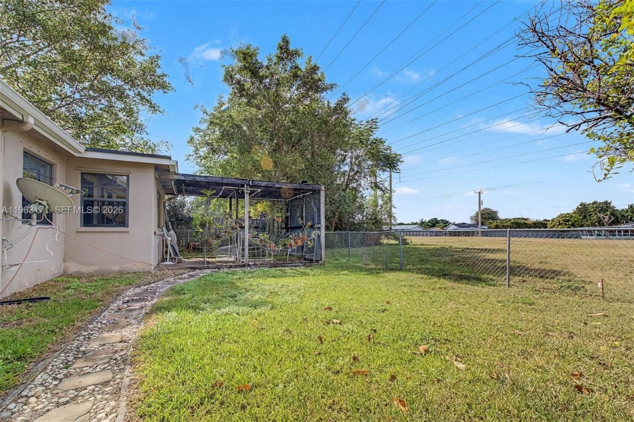 7354 SW 135th Ct, Miami, FL 33183 Photo