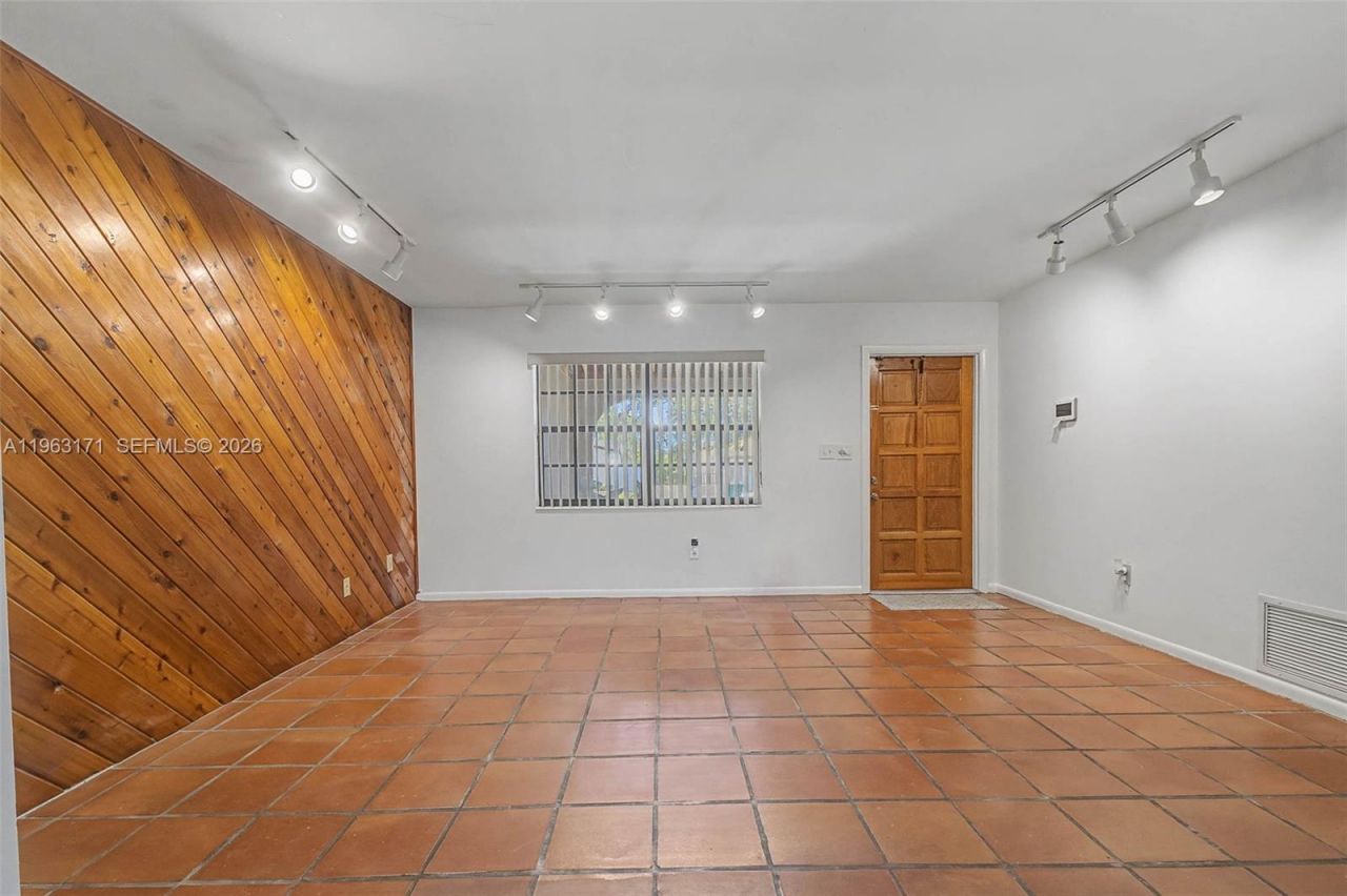 7354 SW 135th Ct, Miami, FL 33183 Photo