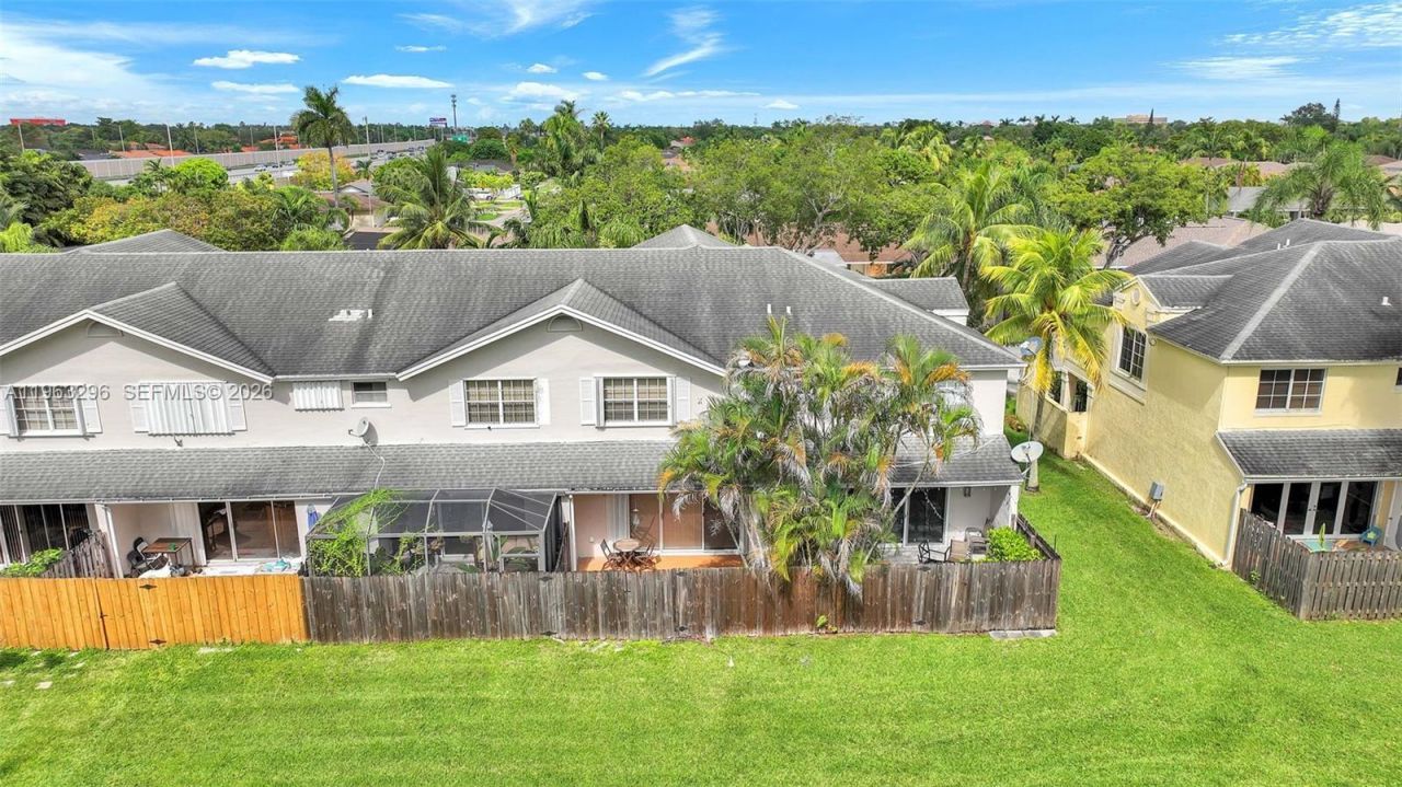 11864 SW 97th Ter, Miami, FL 33186 Photo