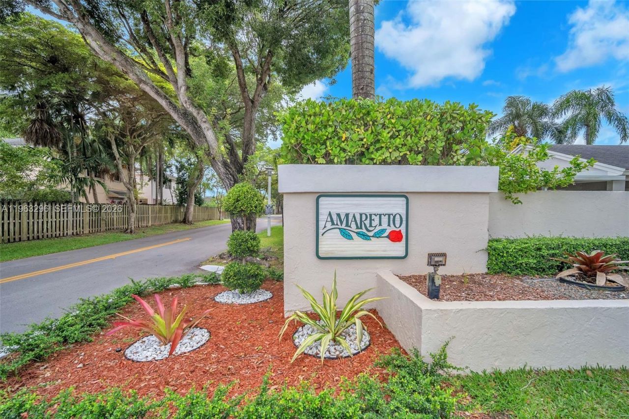 11864 SW 97th Ter, Miami, FL 33186 Photo