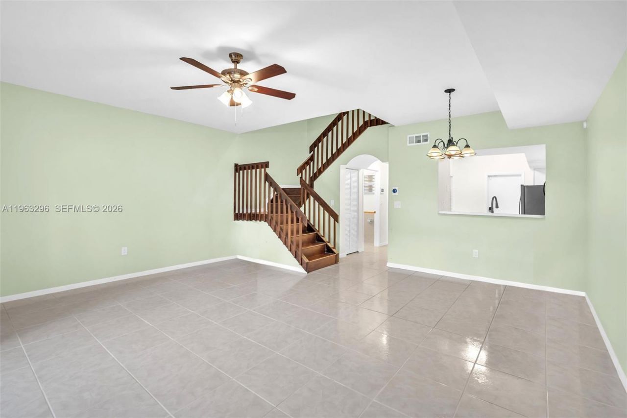 11864 SW 97th Ter, Miami, FL 33186 Photo