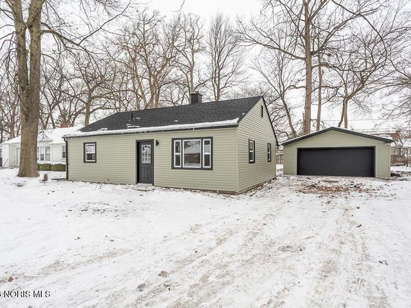 5922 Gany Mede Drive, Toledo, OH 43623