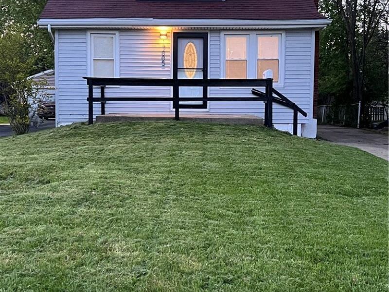 17005 Mapleboro Avenue, Maple Heights, OH 44137 Photo 1