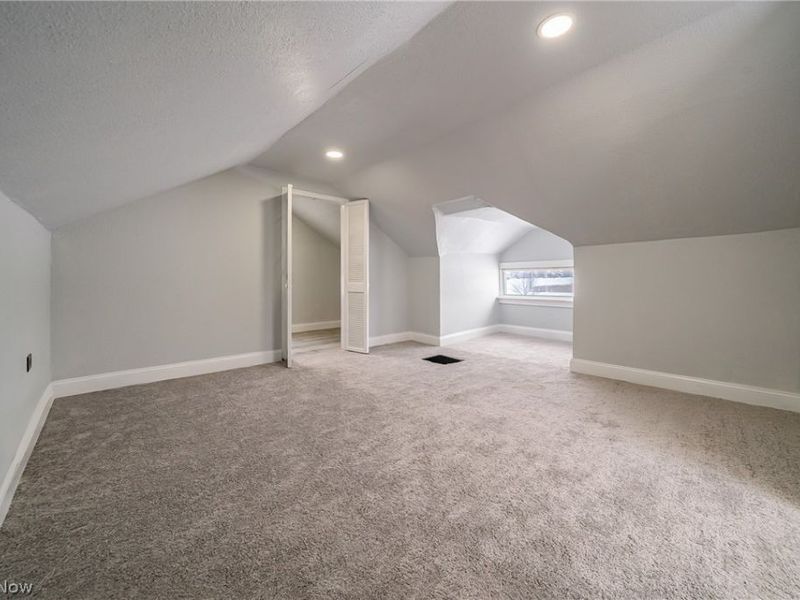 17005 Mapleboro Avenue, Maple Heights, OH 44137 Photo 16