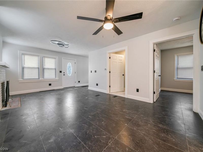 17005 Mapleboro Avenue, Maple Heights, OH 44137 Photo 5