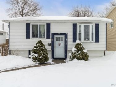 33 John Brian Lane, Buffalo, NY 14227