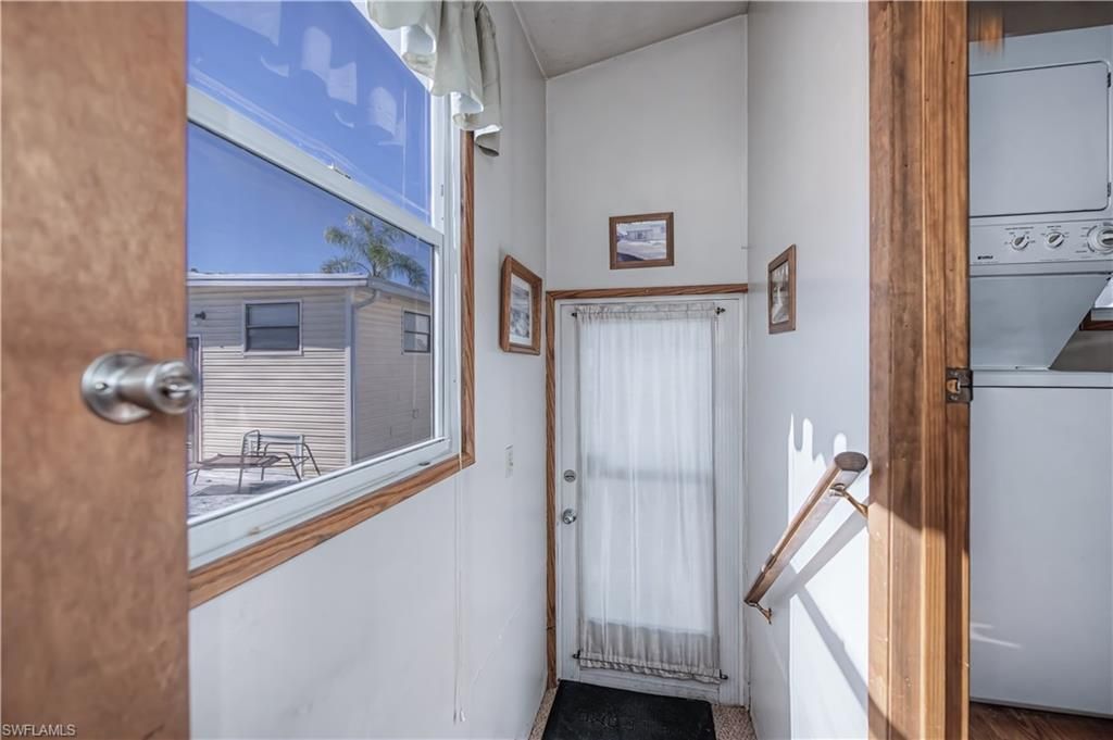 181 Caravan Cir, North Fort Myers, FL 33903 Photo