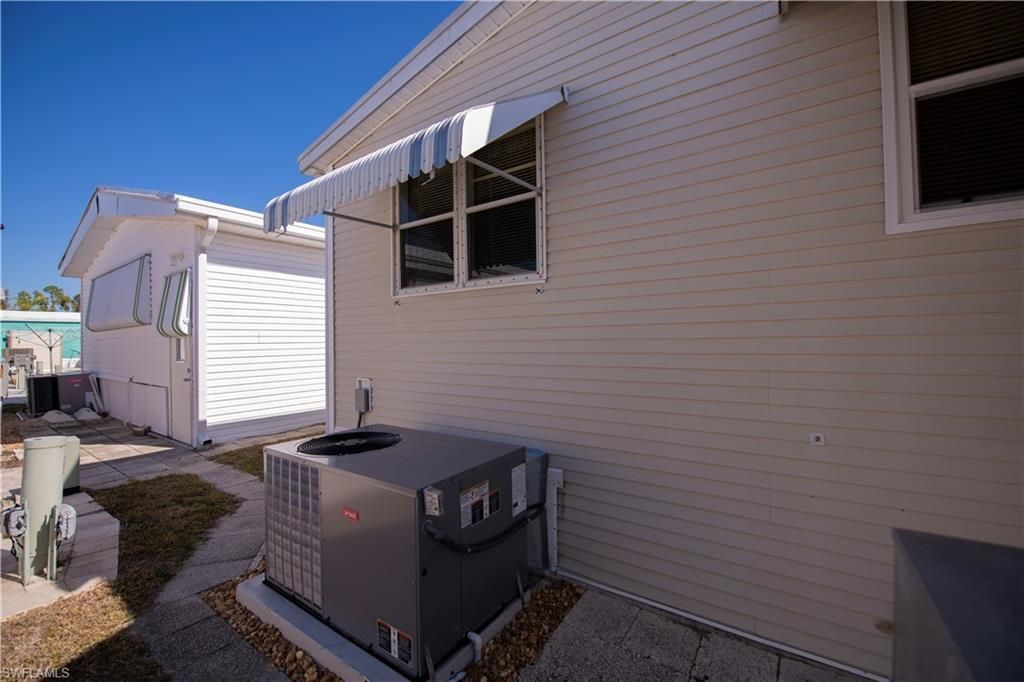 181 Caravan Cir, North Fort Myers, FL 33903 Photo