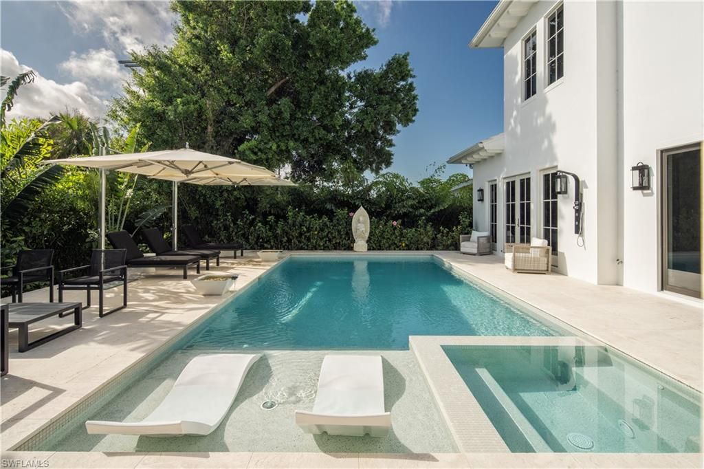 3770 Crayton Rd, Naples, FL 34103 Photo