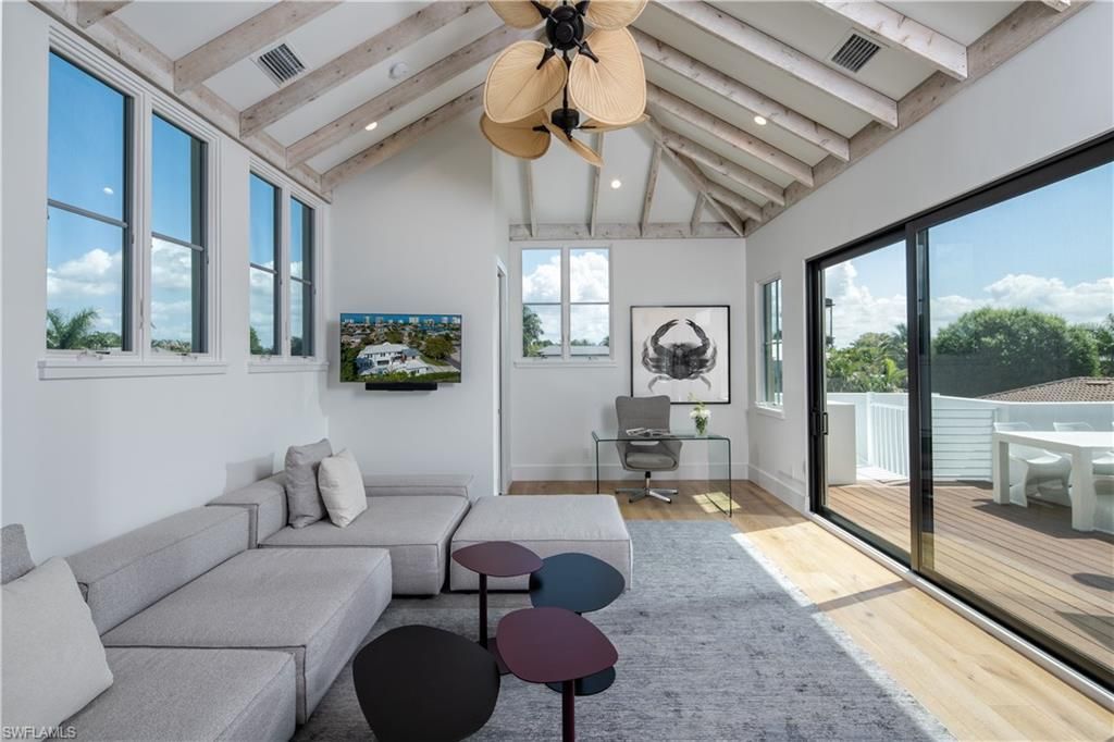 3770 Crayton Rd, Naples, FL 34103 Photo