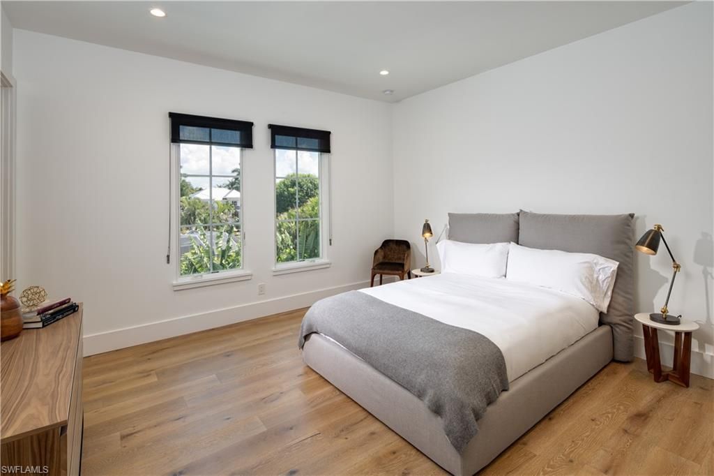 3770 Crayton Rd, Naples, FL 34103 Photo