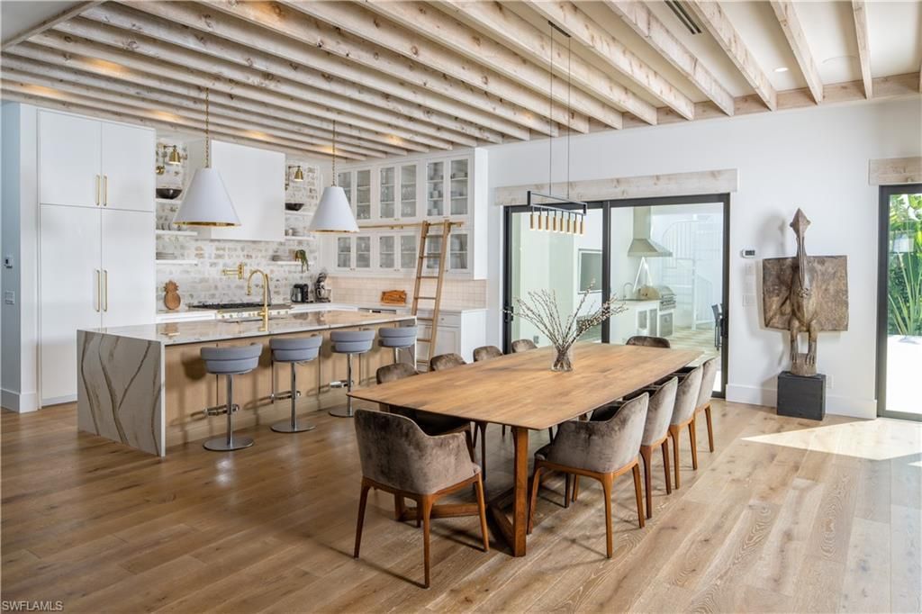 3770 Crayton Rd, Naples, FL 34103 Photo