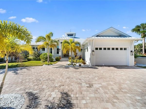 27000 Flamingo DR , BONITA SPRINGS, FL 34135