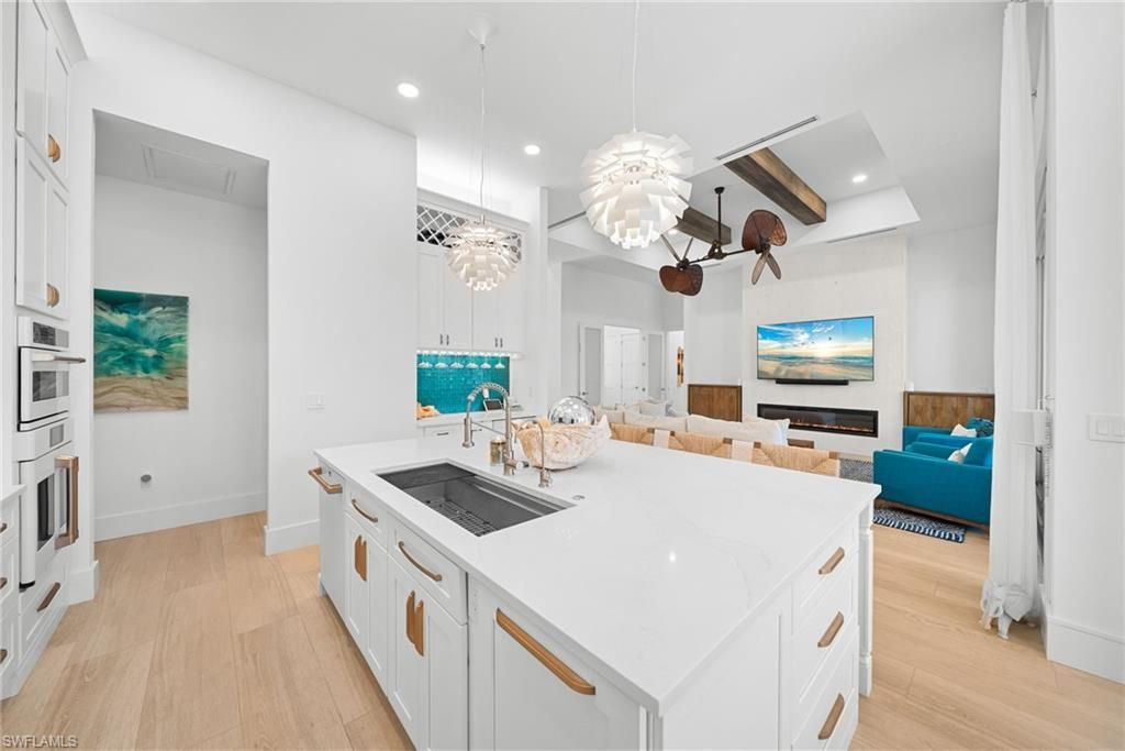 27000 Flamingo Dr, Bonita Springs, FL 34135 Photo