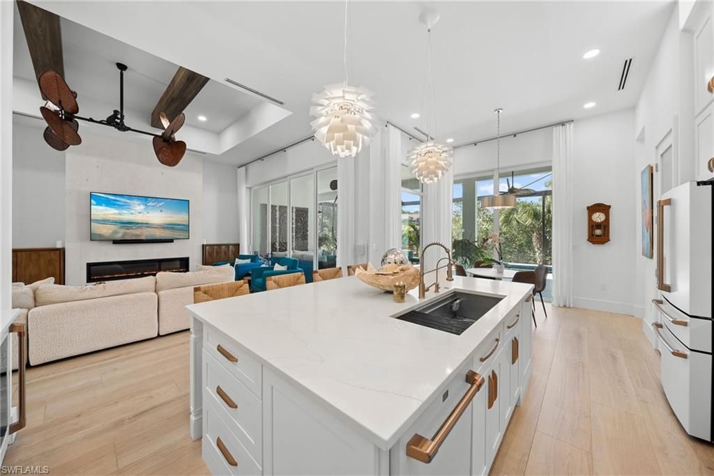 27000 Flamingo Dr, Bonita Springs, FL 34135 Photo