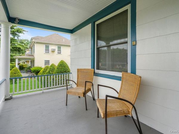 33 Landing Rd , Glen Cove, NY 11542