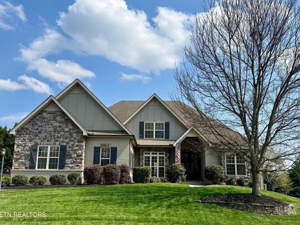 1134 Potterstone Drive, Knoxville, TN 37922