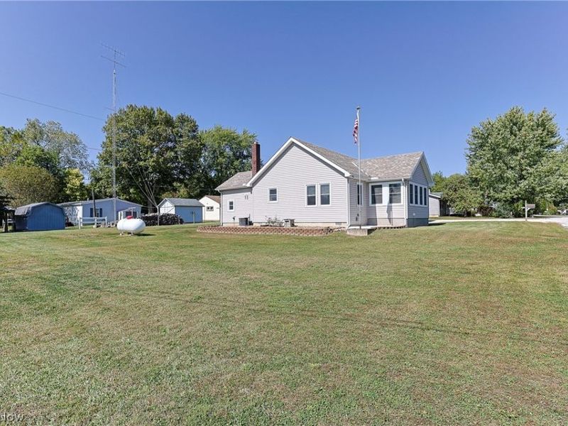 1914 S Bayview Drive, Lakeside Marblehead, OH 43440 Photo 6