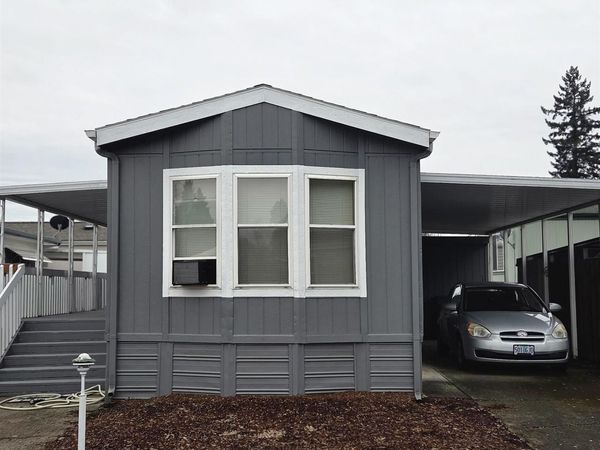 4940 Sunnyside Rd Rd S, Salem, OR 97306