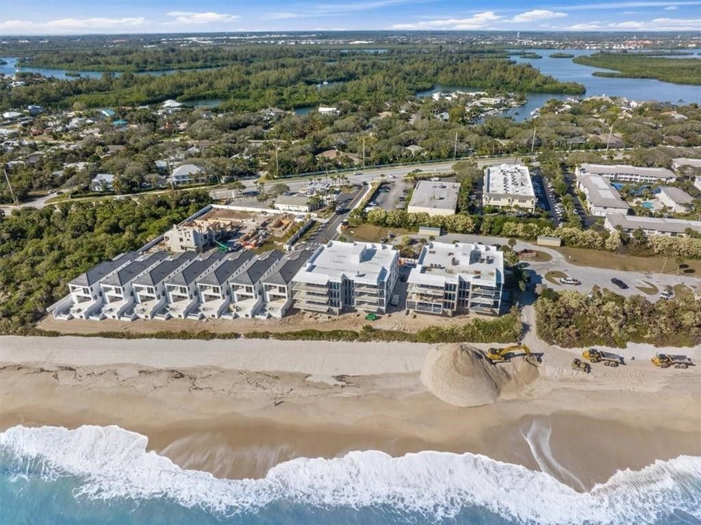 26 Indigo Vero Drive, Unit 304, Vero Beach, FL 32963 Photo