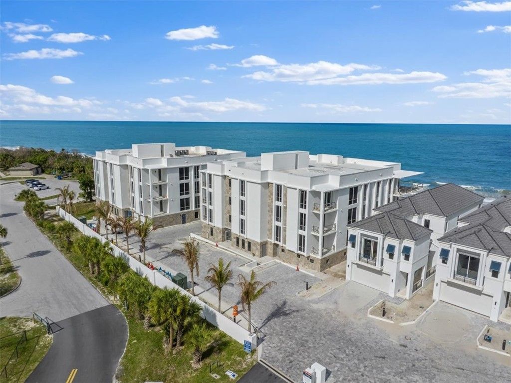 26 Indigo Vero Drive, Unit 304, Vero Beach, FL 32963 Photo