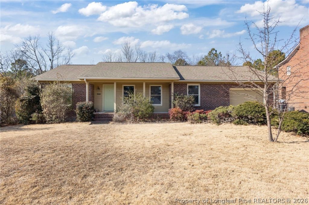946 Pepperwood Drive, Fayetteville, NC 28311 Main Photo