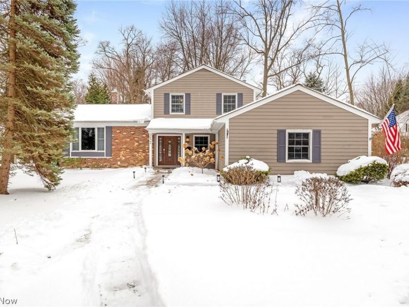 30945 Lake Road, Bay Village, OH 44140 Photo 1