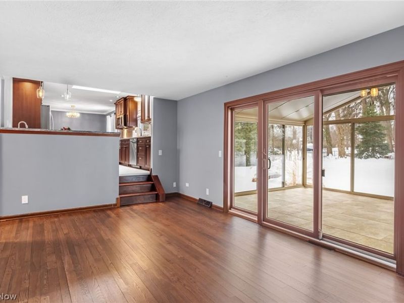 30945 Lake Road, Bay Village, OH 44140 Photo 17