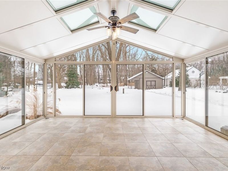 30945 Lake Road, Bay Village, OH 44140 Photo 18