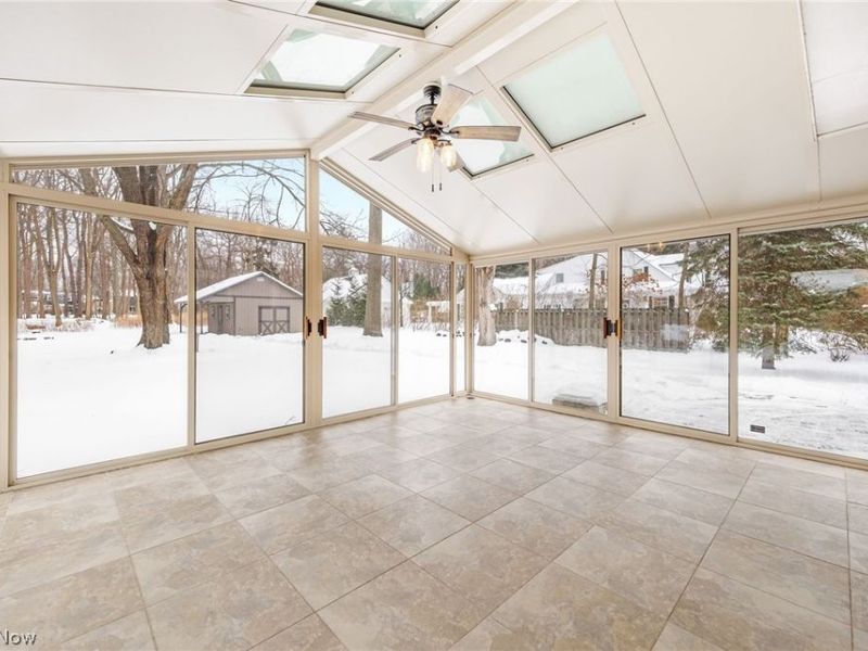 30945 Lake Road, Bay Village, OH 44140 Photo 19