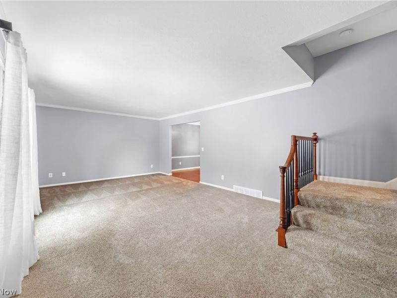 30945 Lake Road, Bay Village, OH 44140 Photo 25