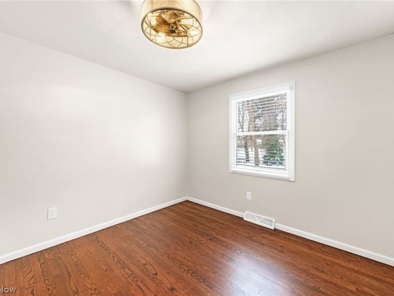 30945 Lake Road, Bay Village, OH 44140 Photo 26