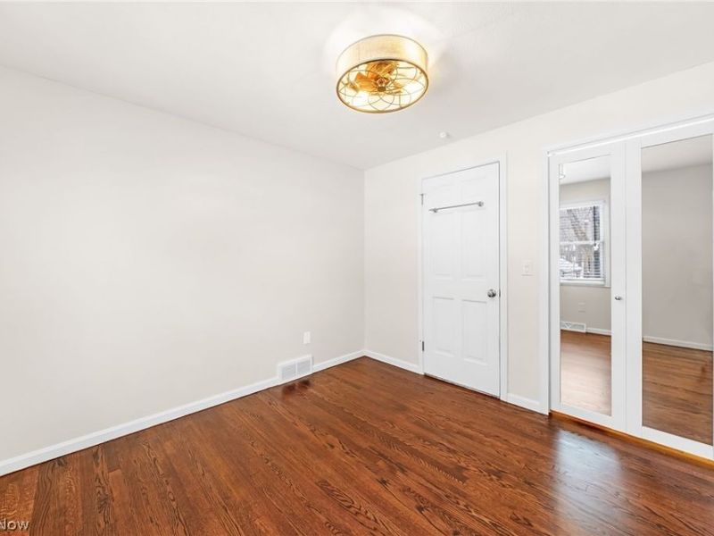 30945 Lake Road, Bay Village, OH 44140 Photo 27