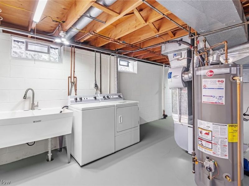 30945 Lake Road, Bay Village, OH 44140 Photo 35