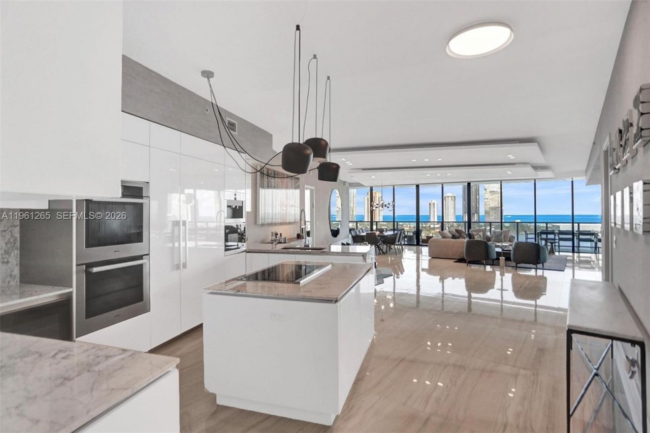 5500 Island Estates Dr, Unit 1105, Aventura, FL 33160 Photo