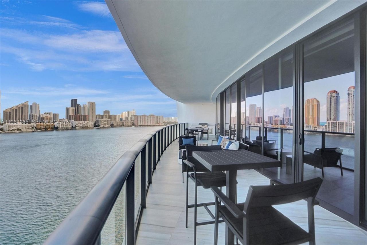 5500 Island Estates Dr, Unit 1105, Aventura, FL 33160 Photo