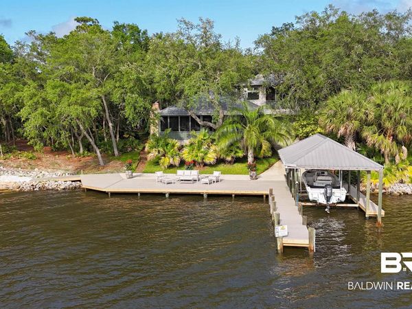 8401 Osprey Drive, Elberta, AL 36530