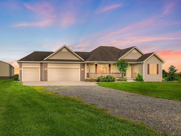 35796 M Avenue, Earlham, IA 50069