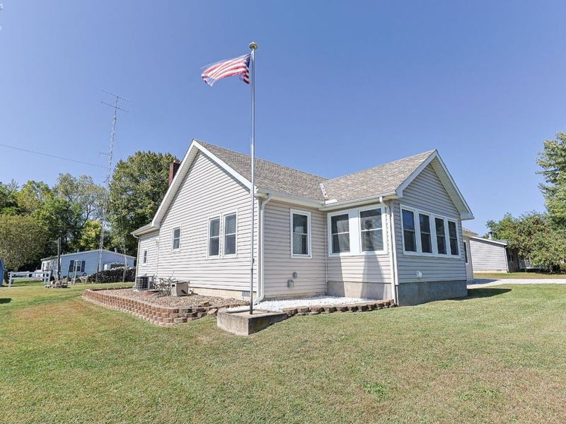 1914 S Bayview Drive, Marblehead, OH 43440 Photo 1