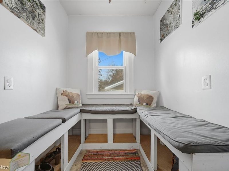 154 Crescent Drive, Akron, OH 44301 Photo 10