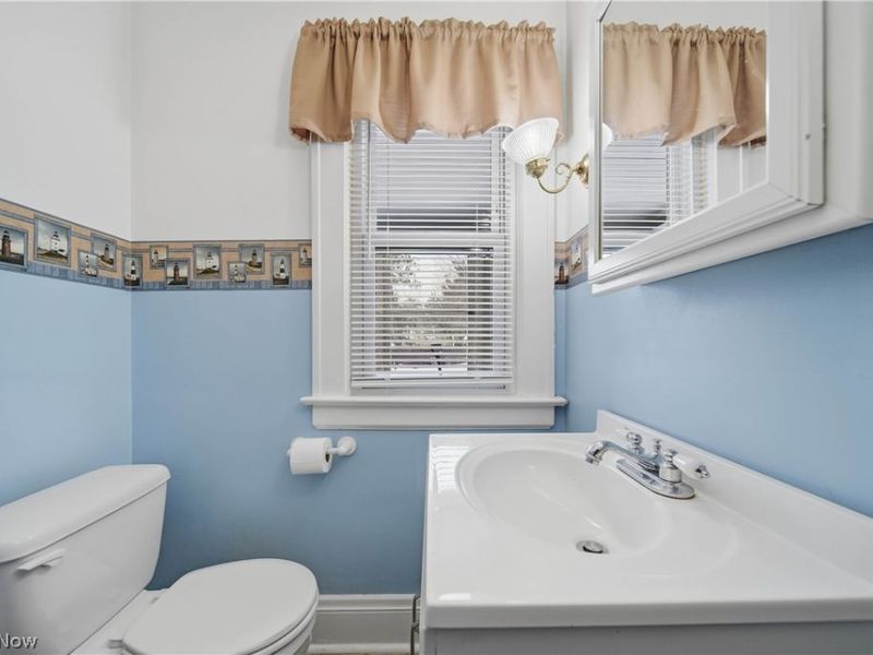 154 Crescent Drive, Akron, OH 44301 Photo 12