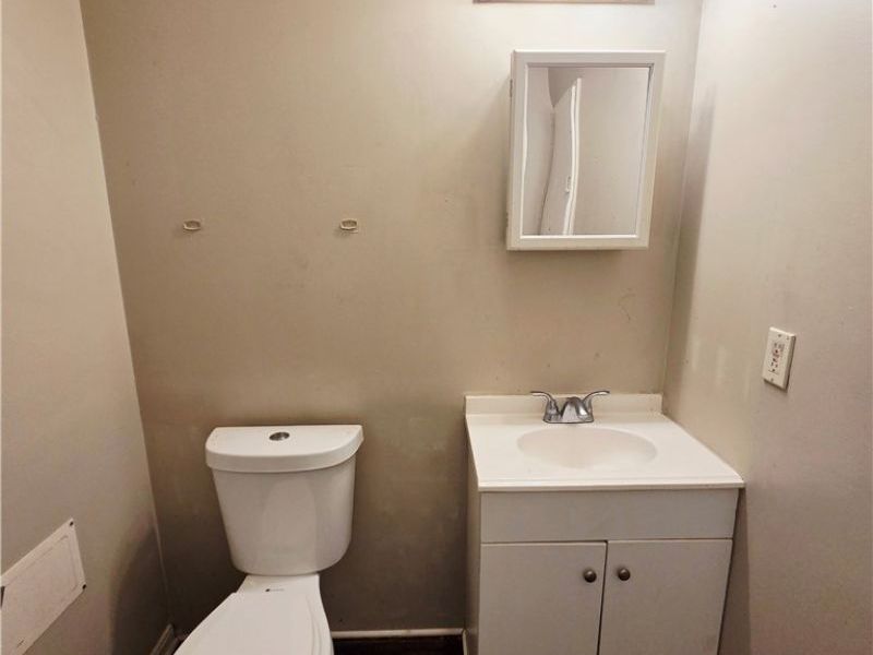 1302 Broadway Avenue, Lorain, OH 44052 Photo 35
