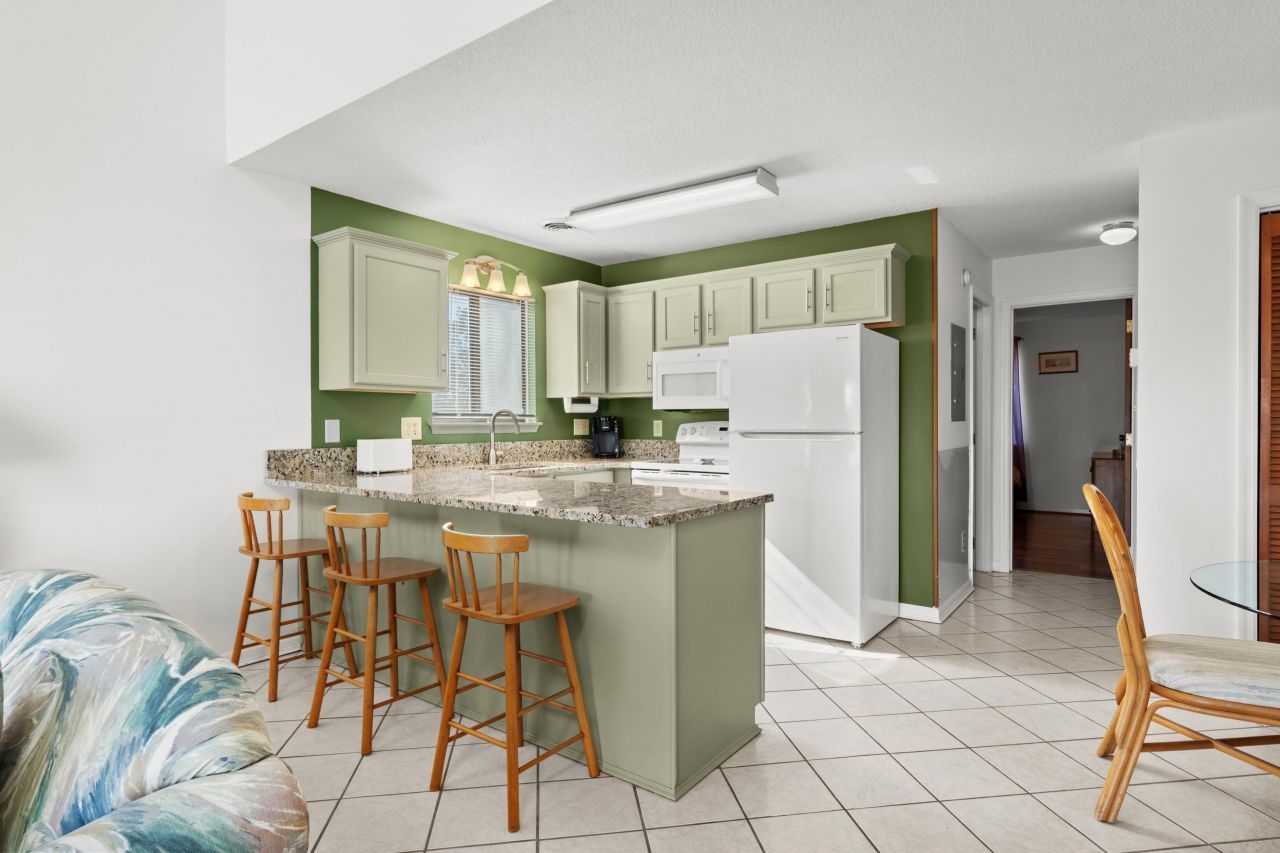 3700 Golf Colony Lane Photo 4